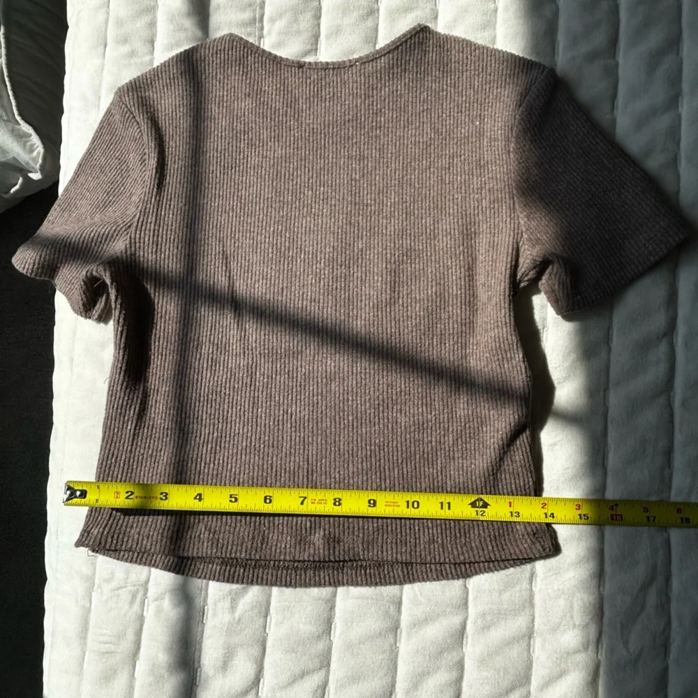 Zara Ribbed Cropped tshirt - Picture 3 of 5